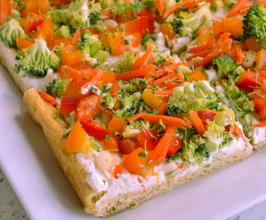 Chilled Cream Cheese Vegetable Pizza