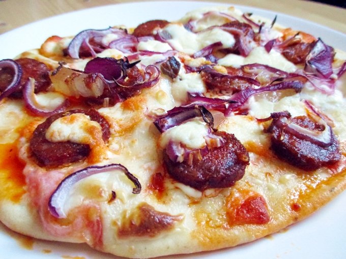 Langallo – Traditional Hungarian Pizza